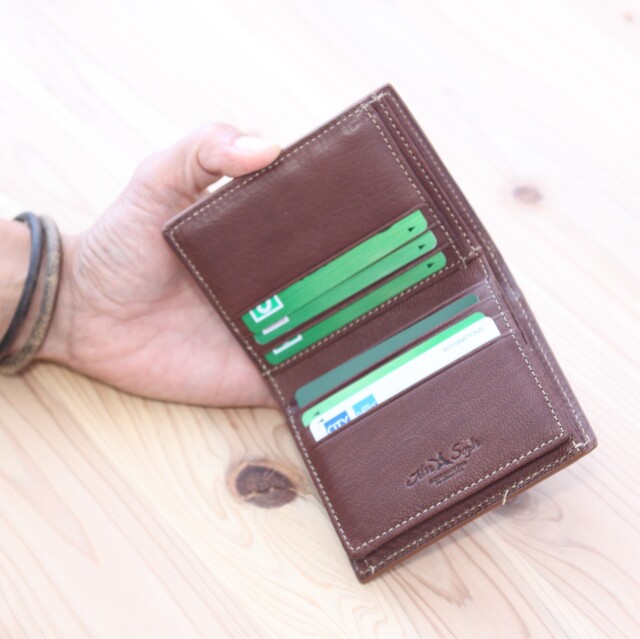 DA1527-HP/Ain Soph (アインソフ)ボックス小銭入れの折財布