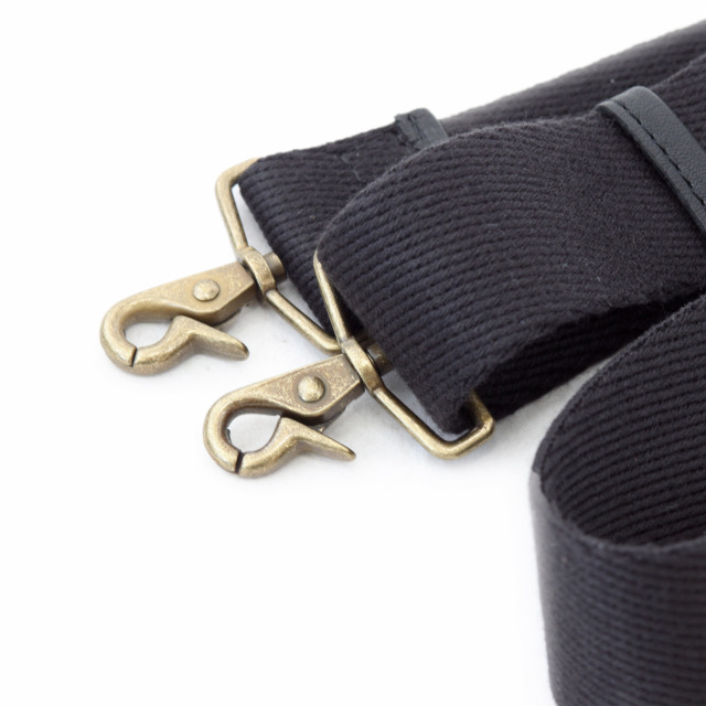 小物 Yamaneko Ain Soph セカンドレーベル】ブラックシリーズ 撥水レザーヘルメット