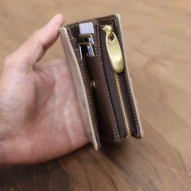 DA1549-WPS/Ain Soph (アインソフ)ワクシープレス　折財布（ボックスコインケース）　日本製