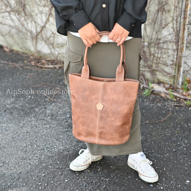 【HPレザー】Ain Soph(アインソフ) 縦型 クラシカル トートバッグ ｜ASE1851-HP