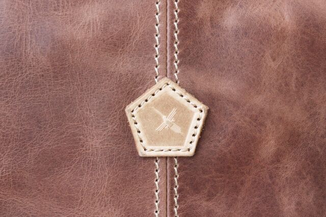 【HPレザー】Ain Soph(アインソフ) 縦型 クラシカル トートバッグ ｜ASE1851-HP