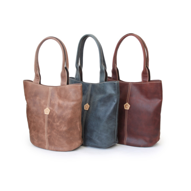 【HPレザー】Ain Soph(アインソフ) 縦型 クラシカル トートバッグ ｜ASE1851-HP