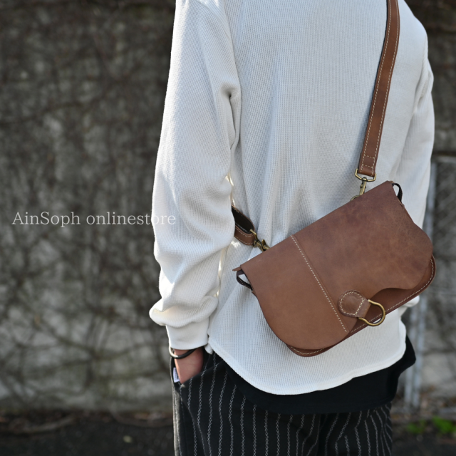 【HPレザー】Ain Soph(アインソフ) クラシカル 切りっぱなしショルダーバッグ ｜ASE1852-HP